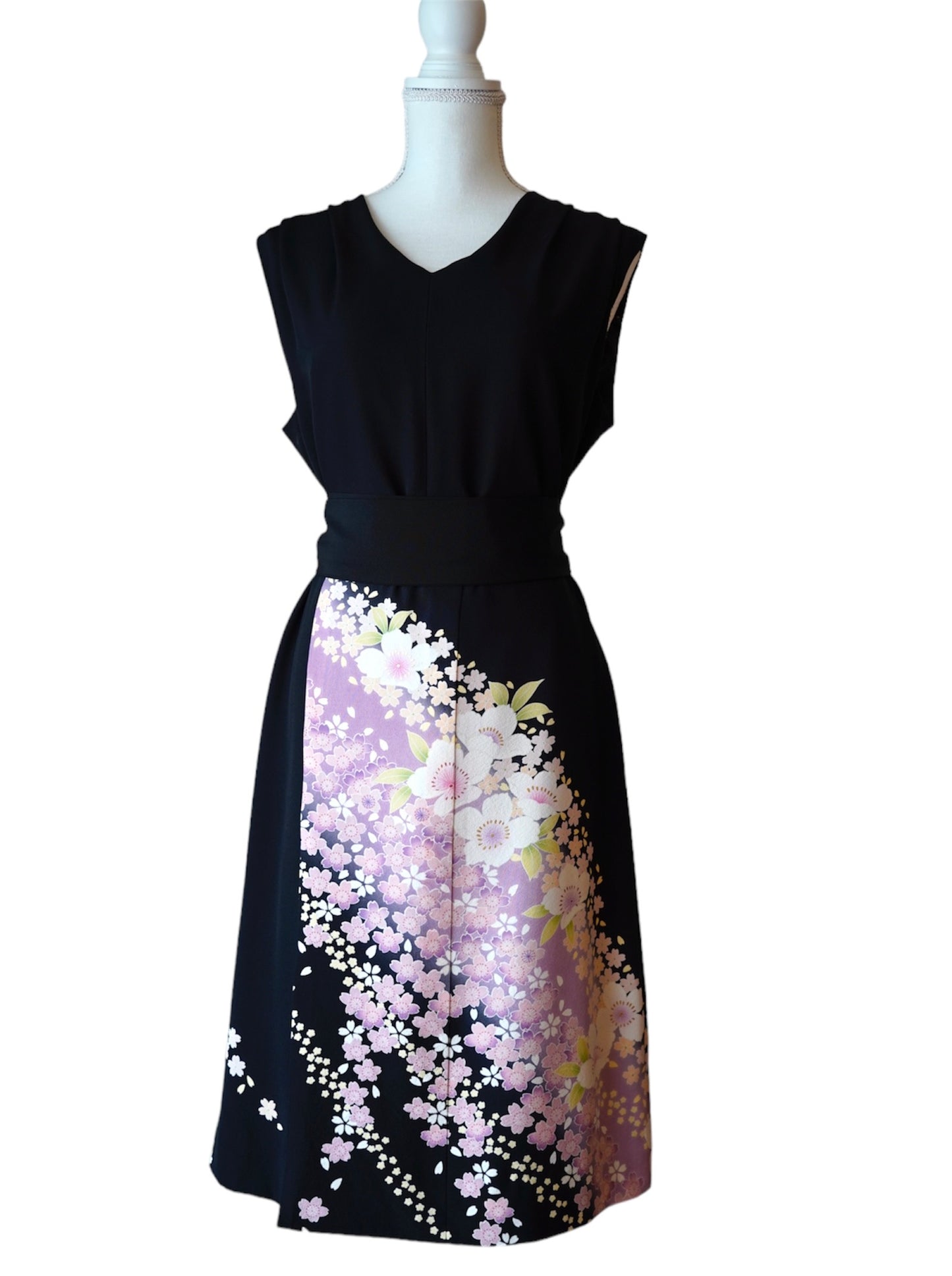 Sakura print dress upcycled from Vintage Japanese Kimono "Sakura bloom"